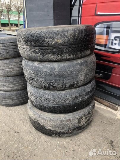 Yokohama Parada Spec-X 235/60 R18