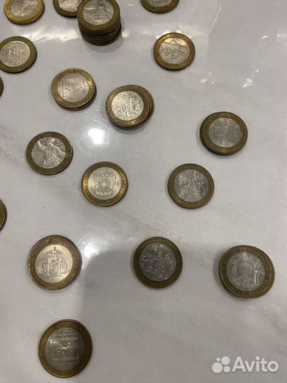 Юбилейный монеты номиналом 10