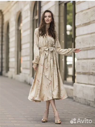 Платье женское 44