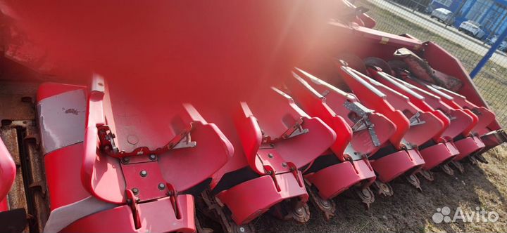 Жатка кукурузная
