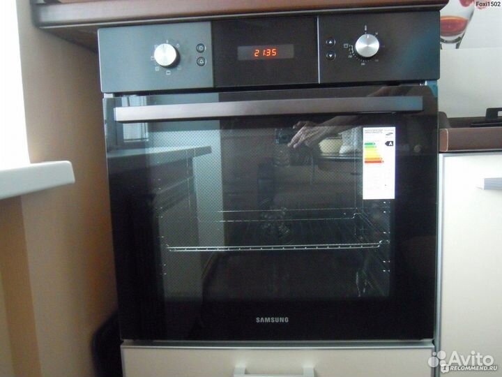 Шикарный духовой шкаф Samsung,отличном состояние