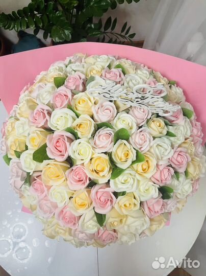 Букет из 151 розы