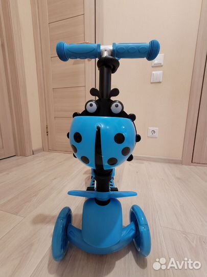 Продам самокат-беговел новый