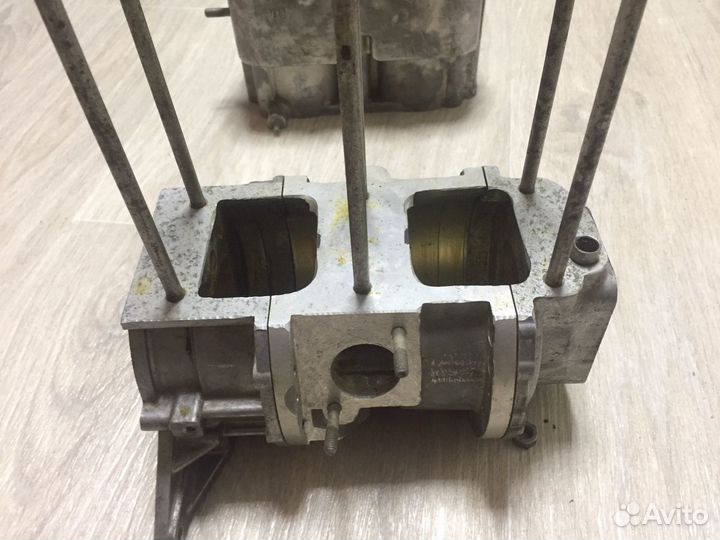 Картер мотора Вихрь-25 новый