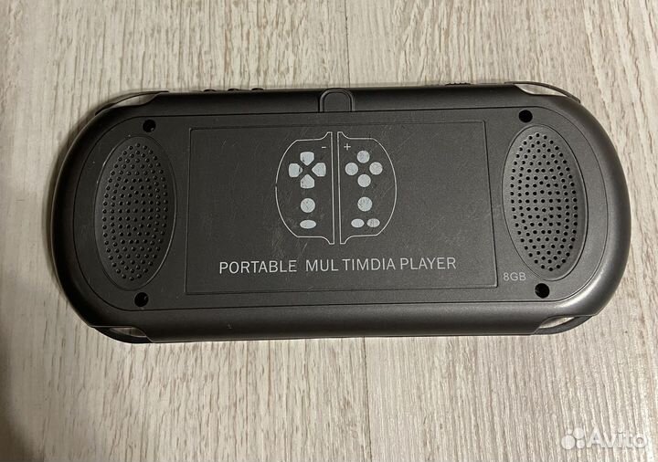 Портативная игровая приставка