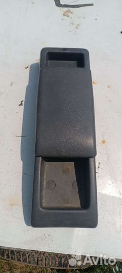 Подлокотник toyota Таун айс