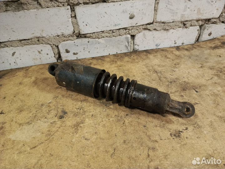 Амортизатор на мотоцикл урал Днепр