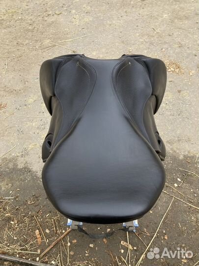 Седло для лошади