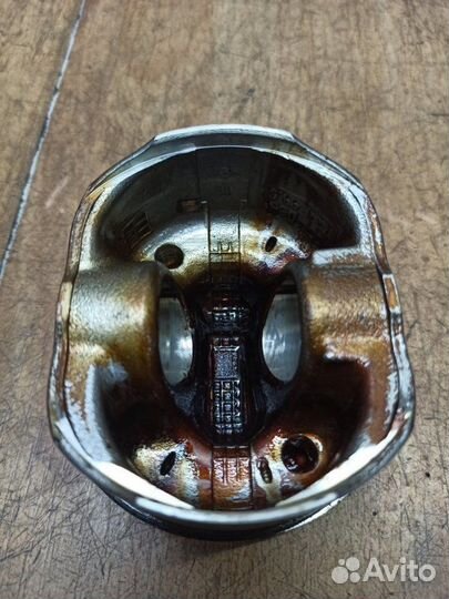 Поршень Opel Insignia A20NFT 2014