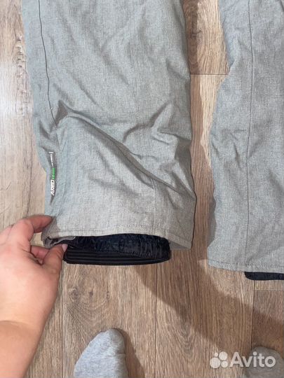 Горнолыжный комбинезон женский