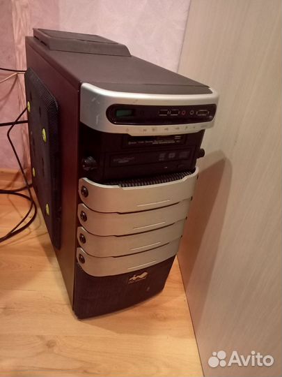 Бюджетный игровой пк, полный комплект