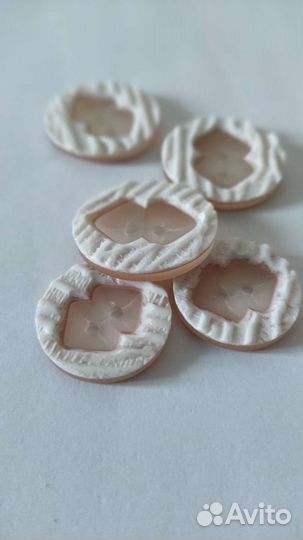 Пуговицы роговые бежевые серые для тренча,пальто