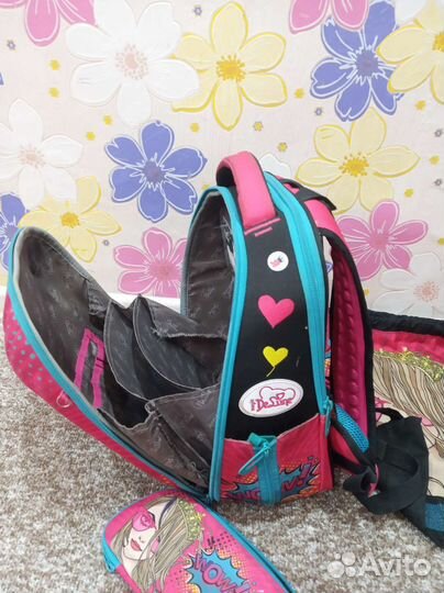 Школьный портфель для девочки