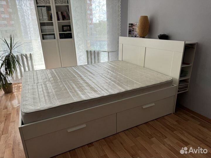 Кровать IKEA Бримнэс 160 с изголовьем и ящиками