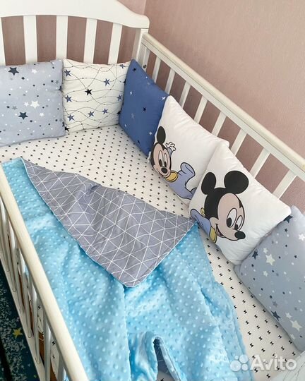 Комплект в кроватку Бортики-плед-простынь