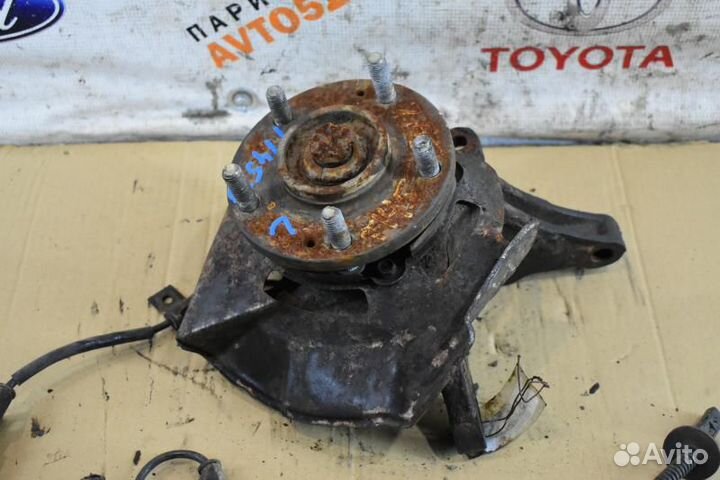 Кулак поворотный передний левый Hyundai Tucson 1