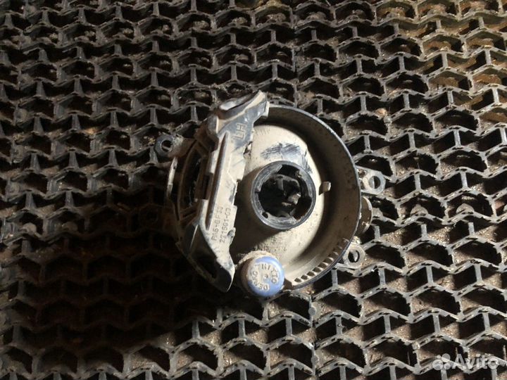 Фара противотуманная левая Версо Toyota Verso