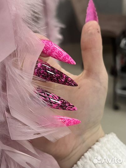 Маникюр, наращивание ногтей