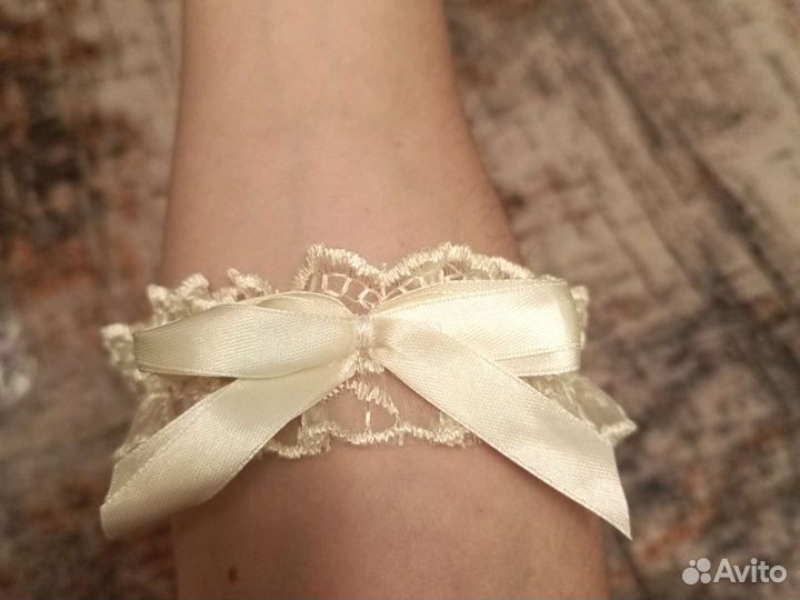 Свадебная подвязка невесты