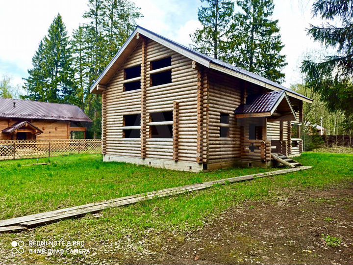 Дом 193 м² на участке 10,4 сот.