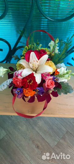 Живые цветы букеты