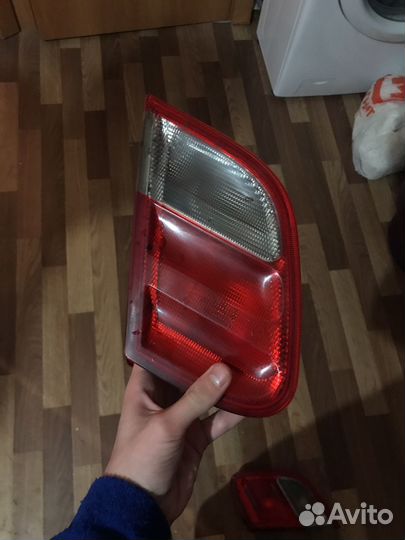 Задние фары mercedes w208