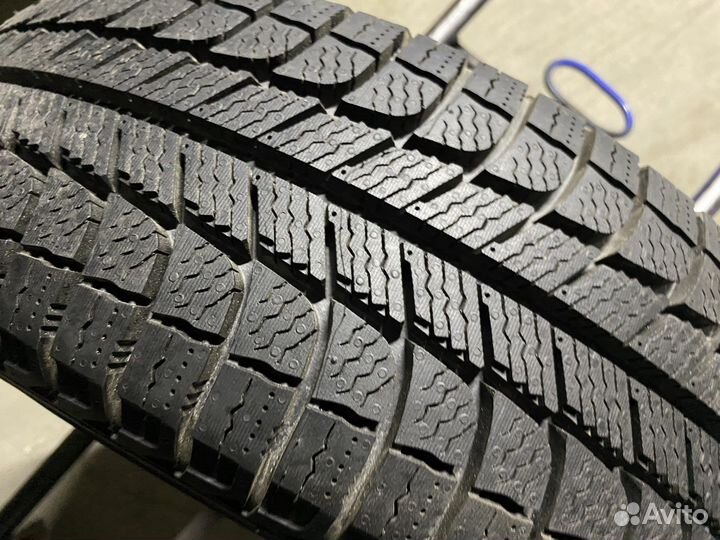 Michelin X-Ice XI3 185/65 R15 92T