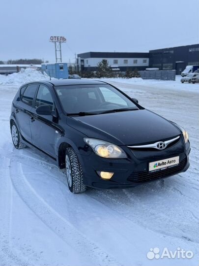 Hyundai i30 1.6 AT, 2011, 174 045 км