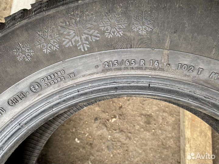 Continental ContiIceContact 215/65 R16