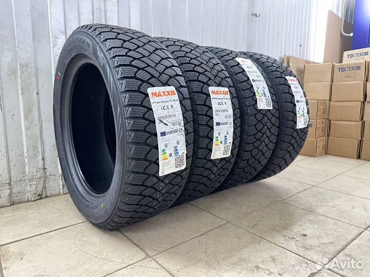 Maxxis Premitra Ice 5 SUV / SP5 225/55 R17