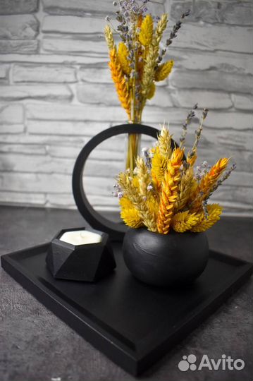 Сухоцветы в вазе