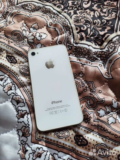 Телефон iPhone 4s 32 GB