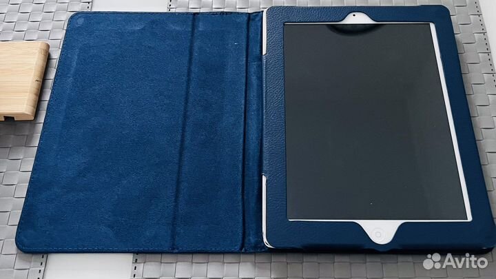 Планшет apple iPad 4 32 Гб