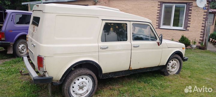 LADA 4x4 (Нива) 1.7 МТ, 2005, 190 000 км