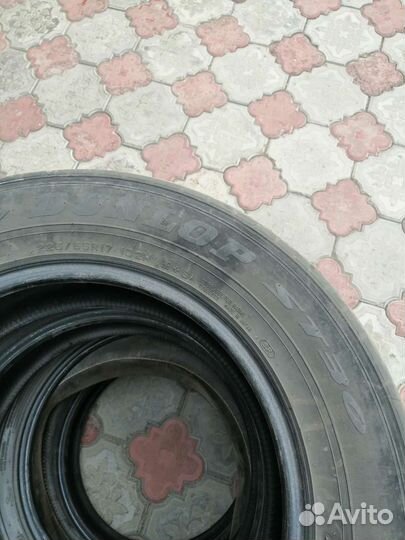 Dunlop Grandtrek ST30 225/65 R17 102H