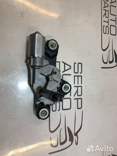 Моторчик заднего дворника Ford Focus 3 CB8 1.6L