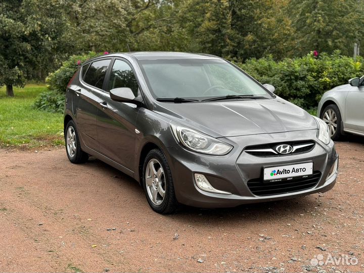 Hyundai Solaris 1.4 МТ, 2012, 129 800 км