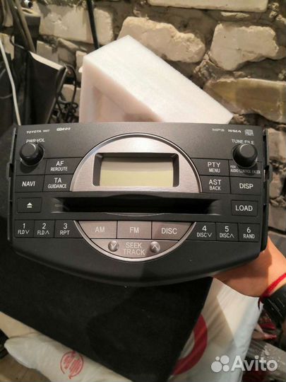 Штатная магнитола toyota rav4