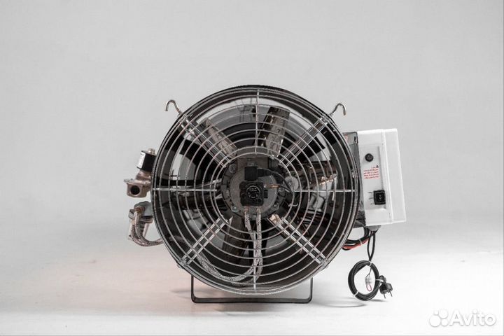 Циркуляционный вентилятор осевой подвесной