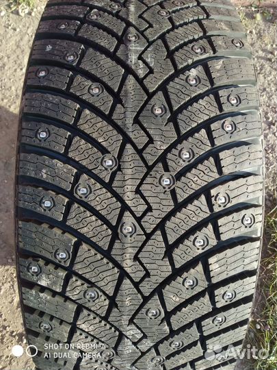 Pirelli Ice Zero 2 235/55 R17