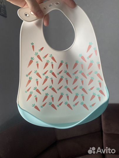 Нагрудник для кормления