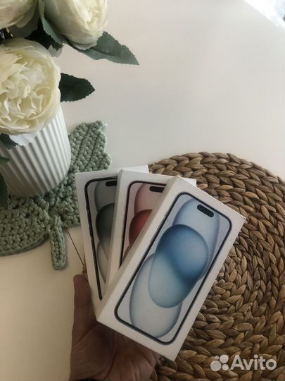 iPhone 15, 128 ГБ