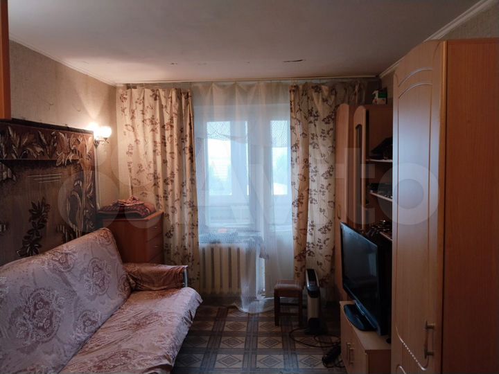 Комната 13 м² в 8-к., 10/16 эт.