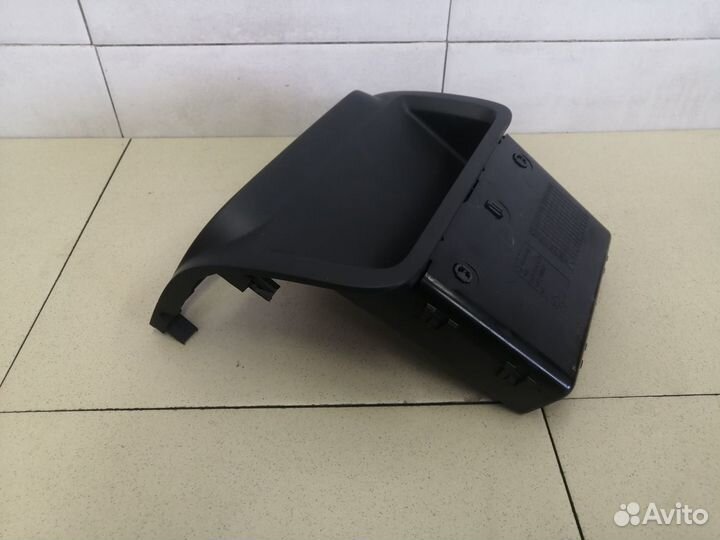 Накладка декоративная Tiguan 2011-2016