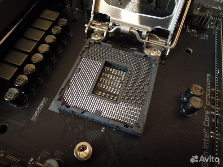 Intel Core i7-9700K \ Gigabyte Z390 Aorus Pro