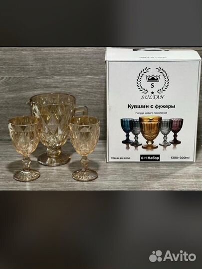 Графин со стаканами