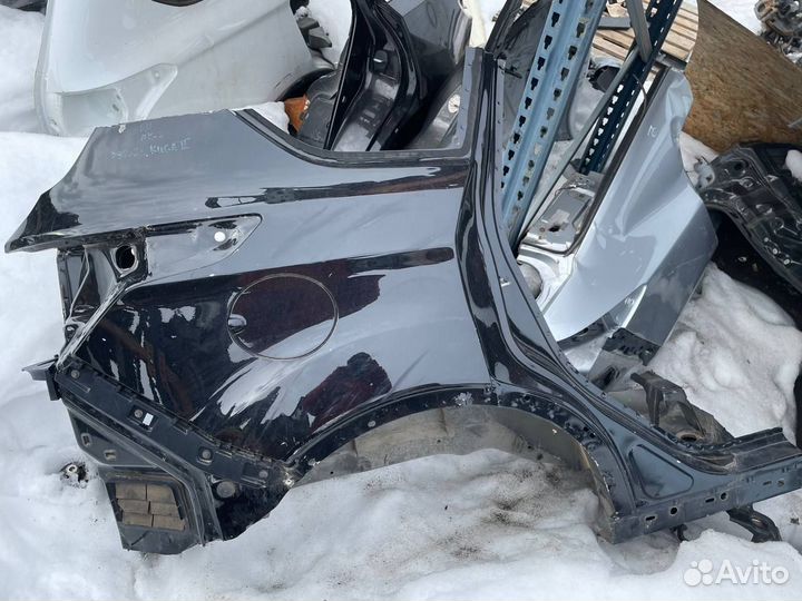 Задняя правая четверть Форд Куга 2