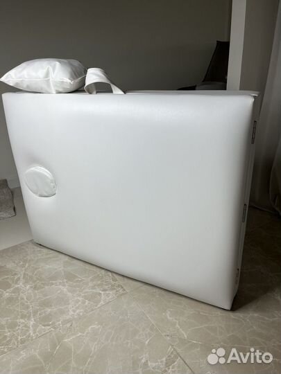 Массажный стол / кушетка