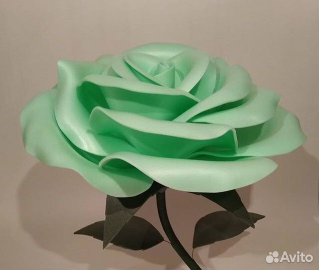 Светильники и Цветы из изолона