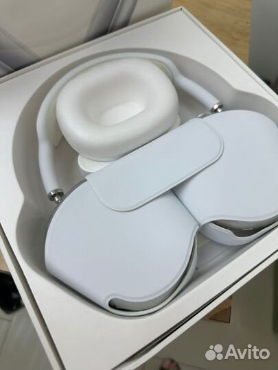 Apple airpods max